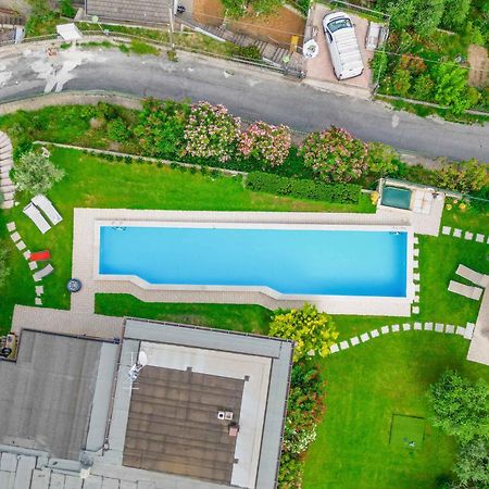 Piscina Panoramica - La Casa Volante Villa Soiano Del Lago Exteriör bild
