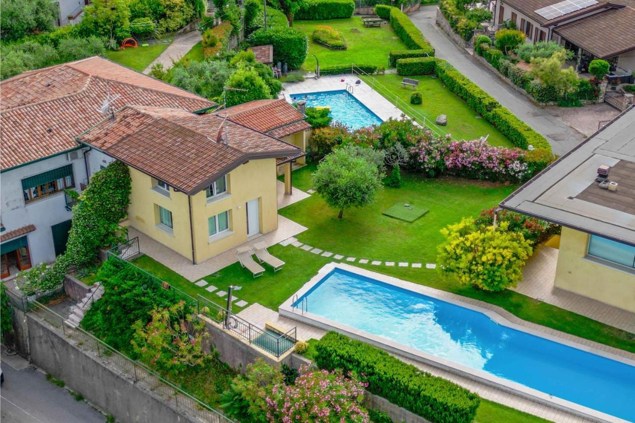 Piscina Panoramica - La Casa Volante Villa Soiano Del Lago Exteriör bild