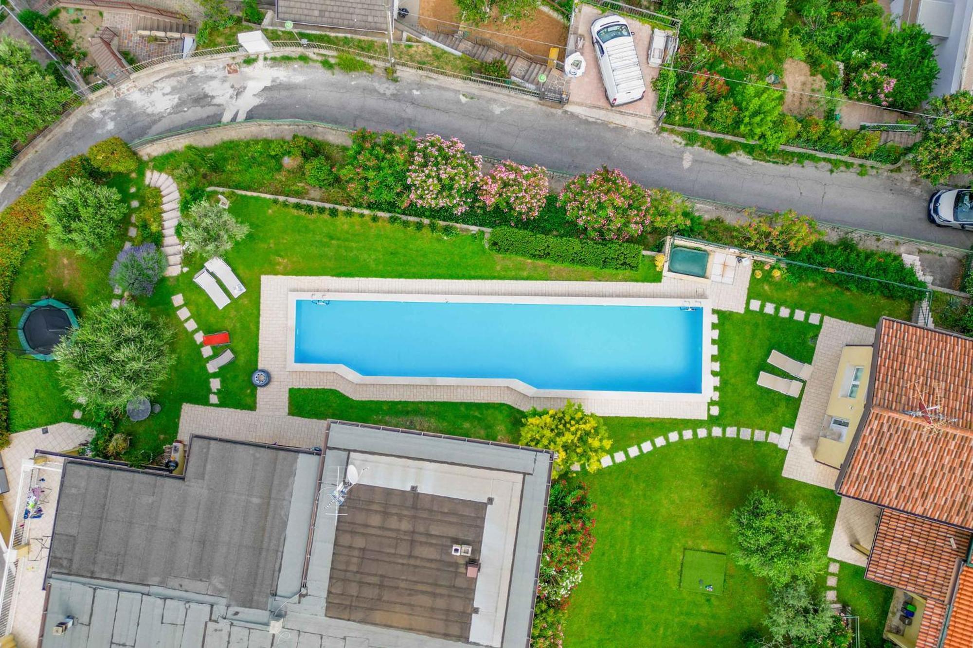 Piscina Panoramica - La Casa Volante Villa Soiano Del Lago Exteriör bild